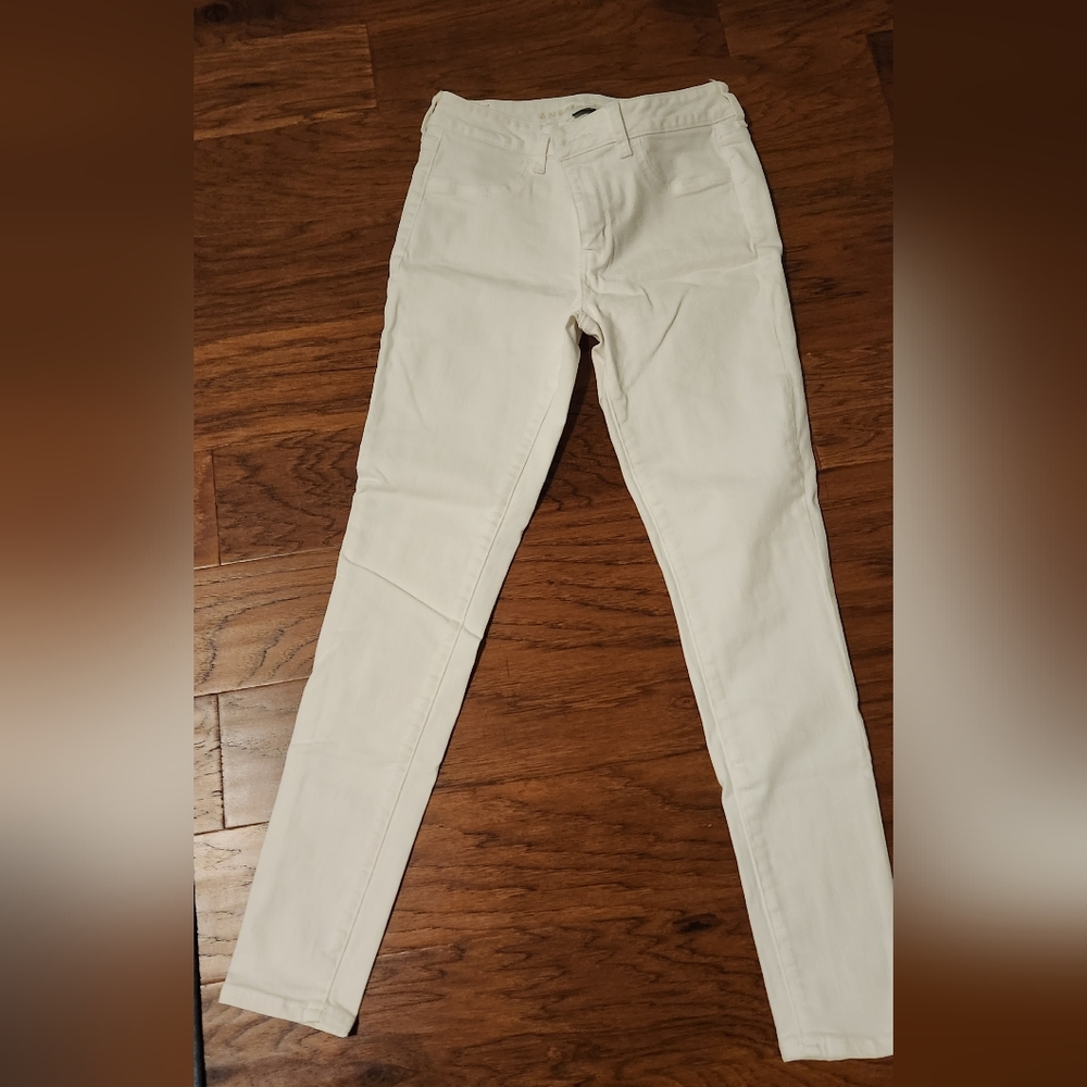 American Eagle Outfitters Cream Jeggings